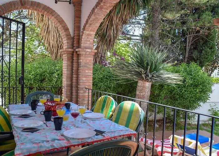 Nerja Paradise Rentals - Villa Flamingo
